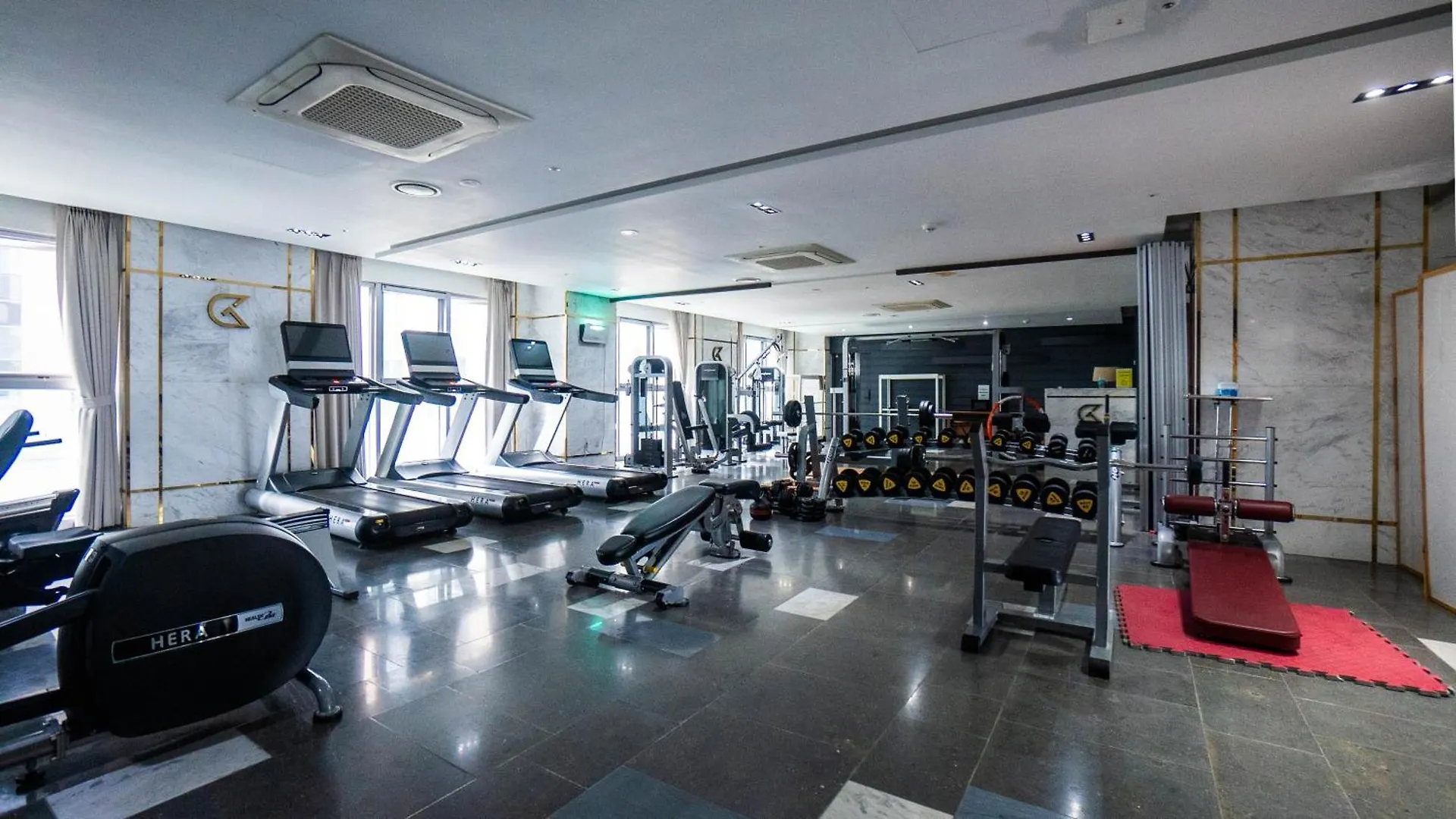 Incheon Airport Global Hotel & Suites