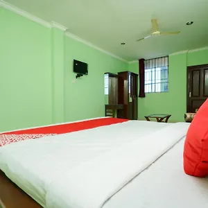 Oyo Flagship Malabar Plaza Residency Kochi