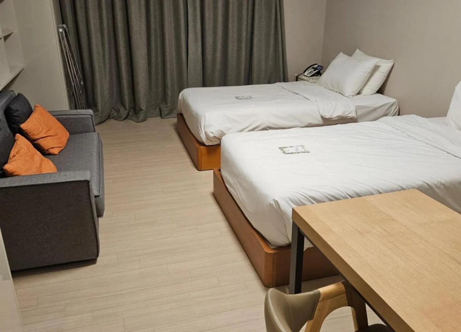 Incheon Airport Global Hotel & Suites